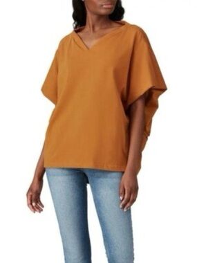 Caara BROWN SMOCK PONCHO TOP